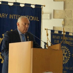 Il Governatore Rotary Sergio Sernia presenta l’assemblea distrettuale di Puglia e Basilicata