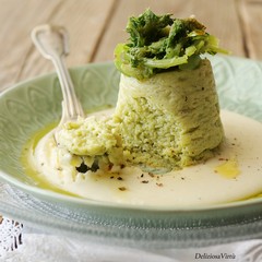 Sformatino di cardoni selvatici su fonduta di pecorino fresco