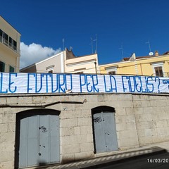 Striscione di contestazione