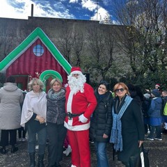 La magia del Natale alla scuola "Verdi”: tra luci, sorrisi e tanta fantasia  