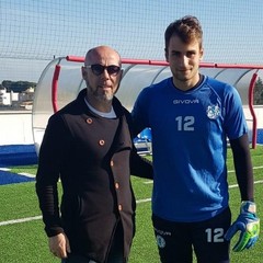 Il nuovo acquisto Stefano Tarolli con il DS Fabio Moscelli