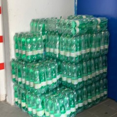 acqua minerale donate all'ospedale Bonomo" di Andria