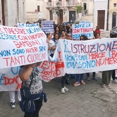 La scuola "Oberdan" di Andria  in protesta contro il piano di dimensionamento scolastico