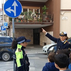 Educazione Stradale Comune di Andria con i bambini dell’infanzia dell’I.C. “Vaccina Lotti Delle Vittorie”