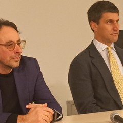 A sinistra l'assessore Savino Losappio, a destra l'amministratore delegato di Ferrotramviaria Spa, Giuseppe Pavoncelli