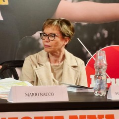 "La politica non deve temere la scuola": grande successo ad Andria per la presentazione del libro di Mario Bacco