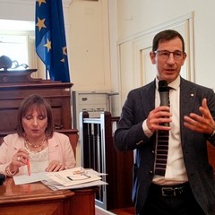 Dirigente Scolastico, Francesca Attimonelli, e Dirigente USR dr Pignotti Domenico
