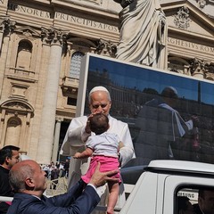 La scuola "Minuccia de Corato" in udienza dal Papa