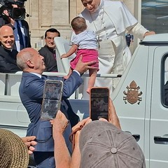 La scuola "Minuccia de Corato" in udienza dal Papa