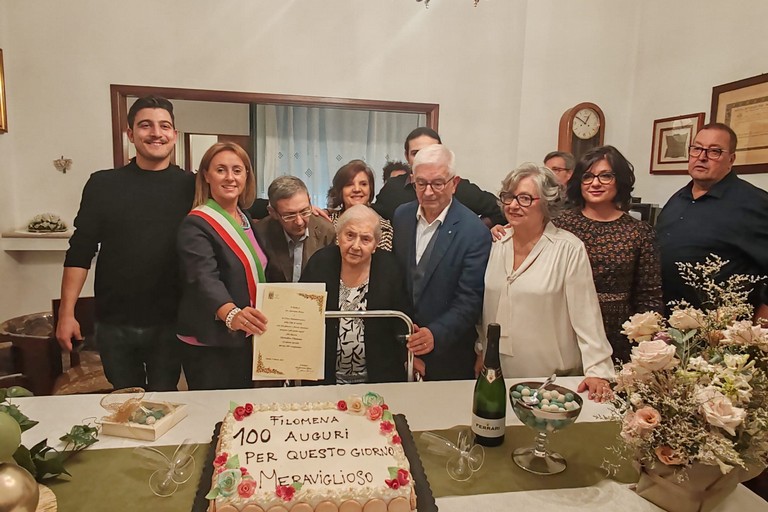 100 anni nonna Filomena