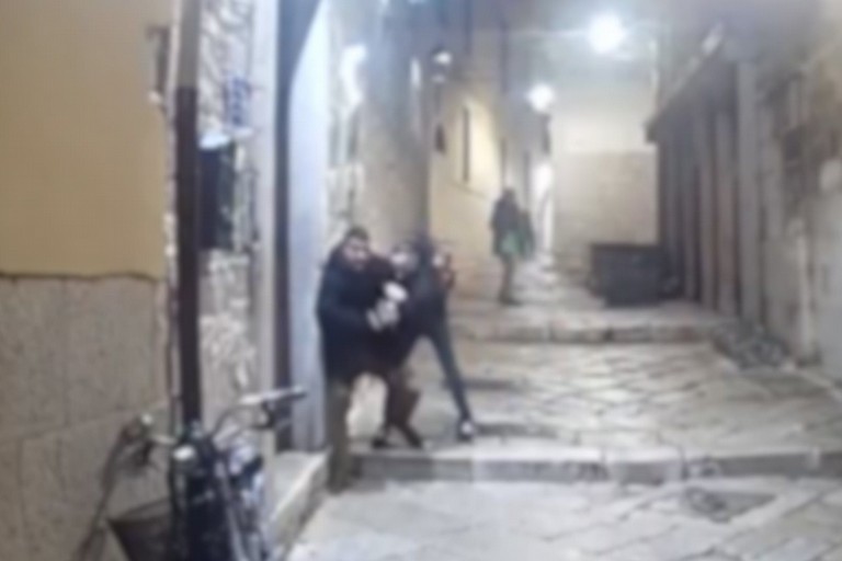 Andria Rissa Accoltellamento Centro Storico