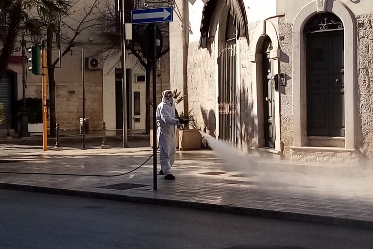 servizio di sanificazione del centro abitato di Andria