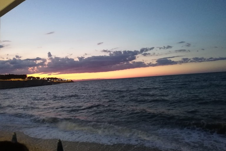 tramonto sul mare. <span>Foto Vincenzo Cassano</span>