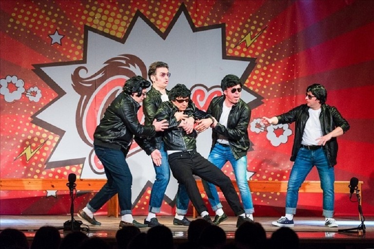Il musical Grease della compagnia Hurricane