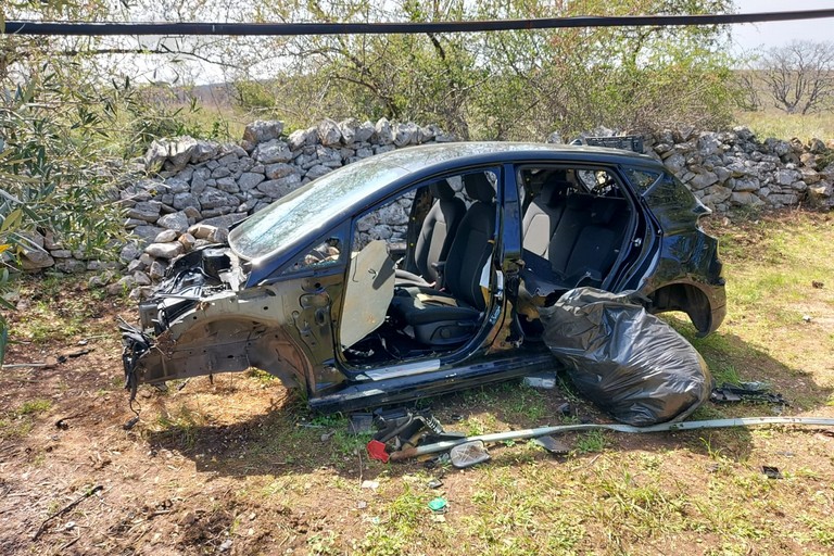 Scocche di auto rubate rinvenute nei giorni scorsi nelle campagne di Andria