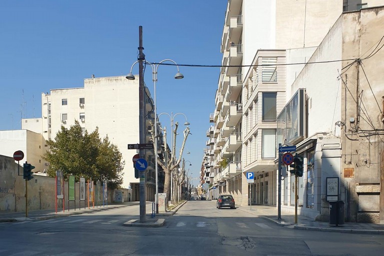 le strade di Andria cominciano a svuotarsi