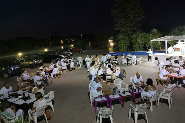 cena in bianco al centro Zenith