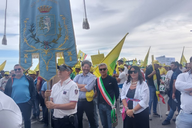 Comune di Andria alla manifestazione a sostegno del comparto agricolo
