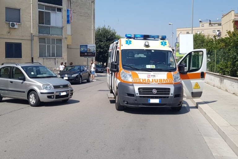 ambulanza servizio 118