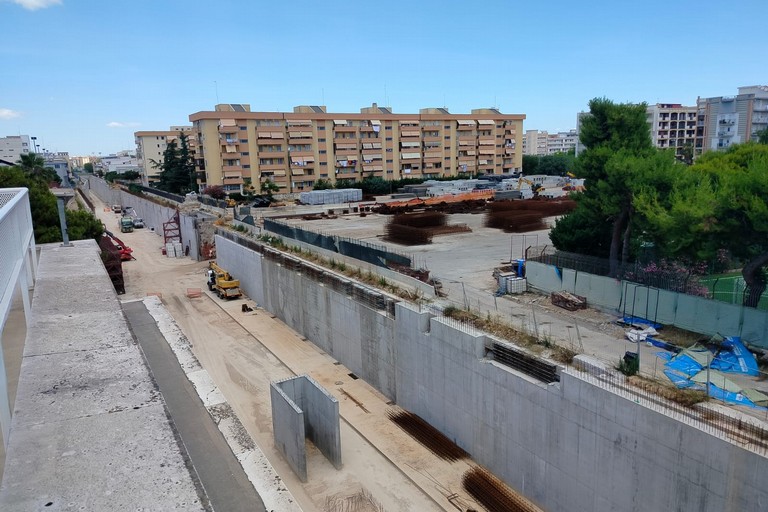 cantieri dell’interramento della linea ferroviaria