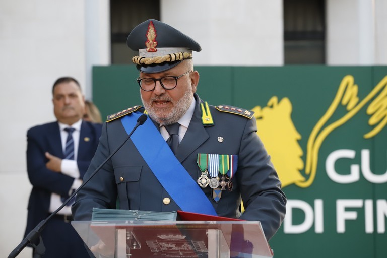 Saluto al comandante Cassano, alla Guardia di Finanza BAT arriva Di Cagno