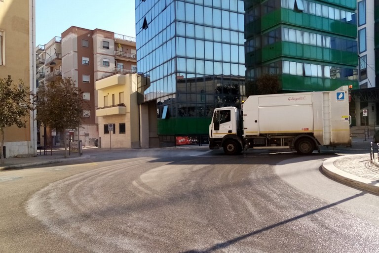 servizio di sanificazione del centro abitato di Andria