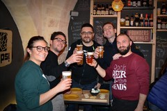 Birra come culto e tradizione: da Hops! spazio all’Artigianale