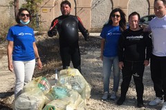 Il Centro Subacqueo di Andria a Taranto per ripulire il fondale da un “mare” di plastica