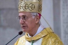 Il Vescovo Luigi Mansi compie oggi 70 anni