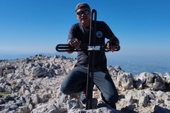 Dal Corno Grande al sentiero del Centenario: prosegue la sfida dell’escursionista andriese Antonio Porro