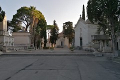 Cimitero di Andria, illuminazione votiva: le tariffe e le modalità di pagamento