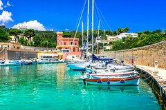 Tra giugno e agosto per le vacanze 2025 in Puglia spesi circa 3 mld di euro