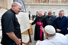 Papa Francesco benedice la prima pietra dei nuovi ambienti della Masseria San Vittore