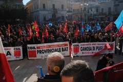 Sciopero 12 dicembre: mille in corteo a Canosa