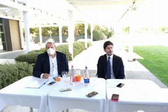 La Puglia rossa, Emiliano scrive a Speranza: "Valuti riaperture dal 26 aprile"