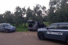 Auto rubata ritrovata nelle campagne di Andria, restituita al proprietario