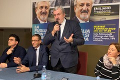 Emiliano ad Andria per le primarie del centrosinistra: «Stiamo facendo vivere la democrazia»