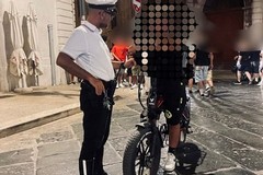 Agenti investite mentre cercavano di fermare due bici elettriche ad Andria