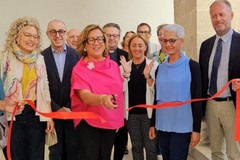 Inaugurata presso la biblioteca diocesana San Tommaso d’Aquino, la mostra fotografica “Vivere, l’arte del prendersi cura”