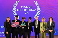 La 5^B dell’Istituto Tecnico Jannuzzi di Andria vince il Premio Miglior Mini-Impesa JA