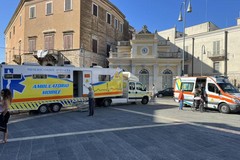 33 anni fa la nascita della Misericordia di Andria: celebrazioni in Piazza Catuma con gli ambulatori mobili