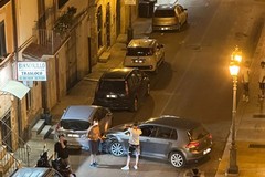 Ennesimo incidente in via Pendio san Lorenzo, causato dall'alta velocità. Le FOTO