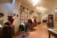 La confetteria Mucci e il museo centro storico di Andria diventano ‘Negozio storico patrimonio di Puglia’