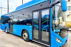 Due nuovi autobus suburbani a metano in dotazione al Comune di Andria