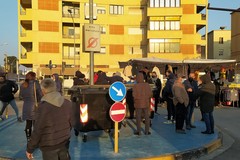 Spostamento bancarelle mercato settimanale: protesta di CasAmbulanti