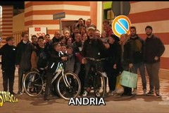 Striscia ad Andria, a caccia di furbetti del parcheggio riservato ai disabili