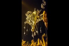 Maturità, le emozioni nei video della vigilia ad Andria tra canti, abbracci e palloncini