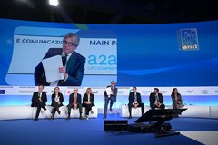 Sindaci uniti per un patto energetico tra grandi città e piccoli comuni