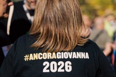 Sindaca Bruno, sotto attacco del cdx: «Campagna elettorale con l’ausilio di soldi pubblici»