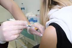 Vaccinazioni anticovid: in Puglia, oltre 300mila persone hanno ricevuto la prima dose